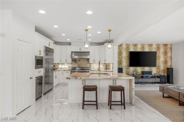 Interior, Kitchen, Living room, Marble, Pendant Lights, Recessed Lighting, Stainless Steel Appliances