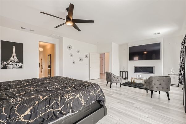 Bedroom, Fireplace, Interior, Wood Texture Flooring