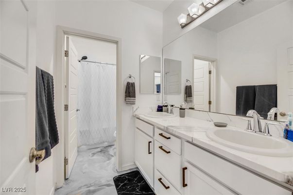 Bathroom, Dual Sink Vanities, Interior, Marble