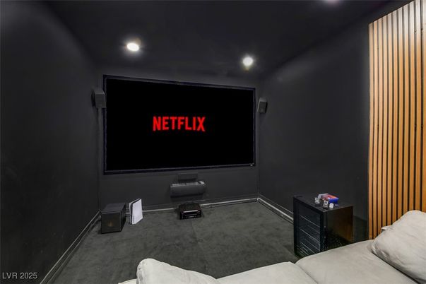 Interior, Projection Screen, Recessed Lighting, Theatre Room