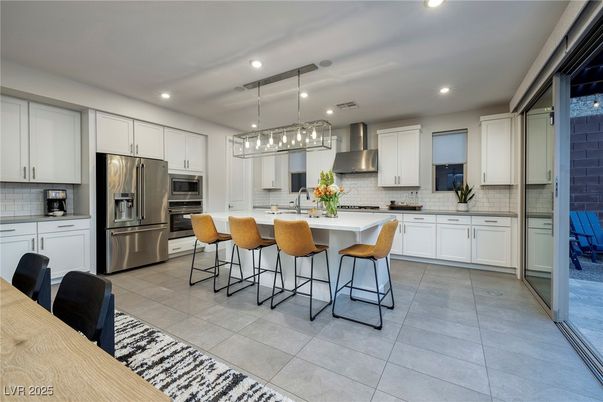 Interior, Kitchen, Pendant Lights, Recessed Lighting, Stainless Steel Appliances
