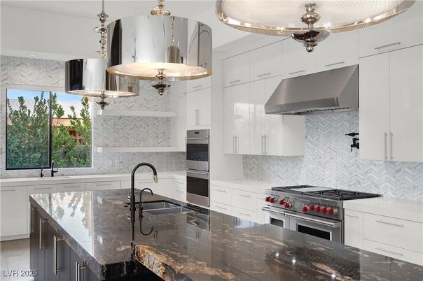Interior, Kitchen, Pendant Lights, Stainless Steel Appliances