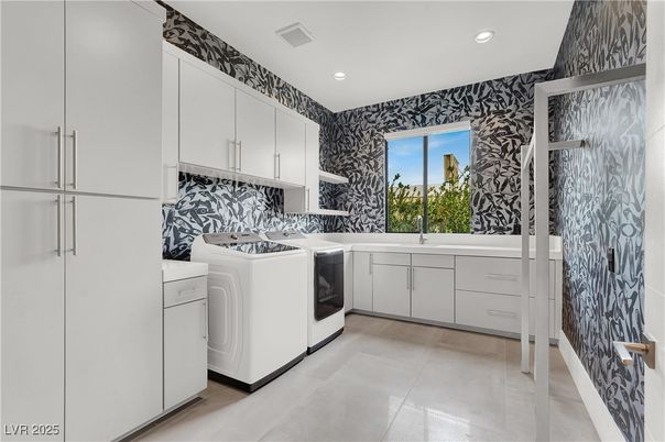Interior, Recessed Lighting, Washer