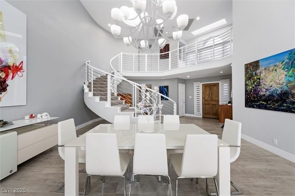 Chandelier, Dining room, Interior, Recessed Lighting, Wood Texture Flooring