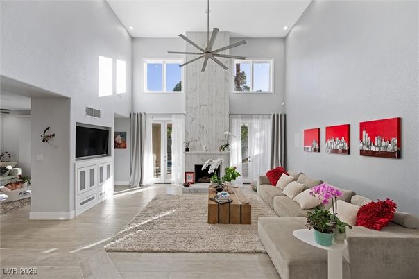 Fireplace, Interior, Living room, Pendant Lights, Recessed Lighting, Wood Texture Flooring