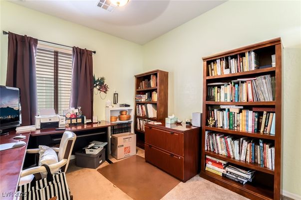 Home Office, Interior