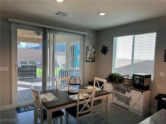 Dining room, Interior, Recessed Lighting