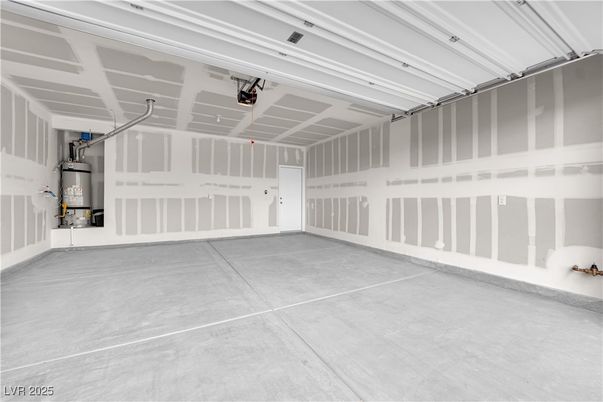 Garage, Interior