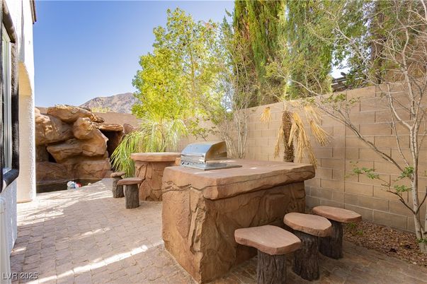 Exterior, Hot Tub