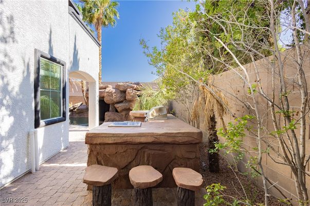 Exterior, Hot Tub