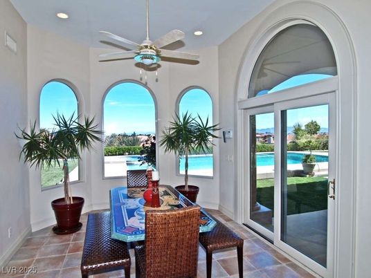 Dining room, Interior, Recessed Lighting, Water