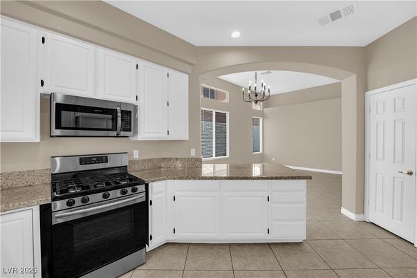 Chandelier, Interior, Kitchen, Recessed Lighting, Stainless Steel Appliances