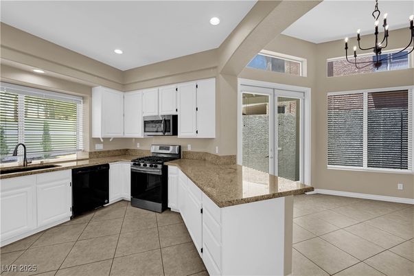 Chandelier, Interior, Kitchen, Recessed Lighting
