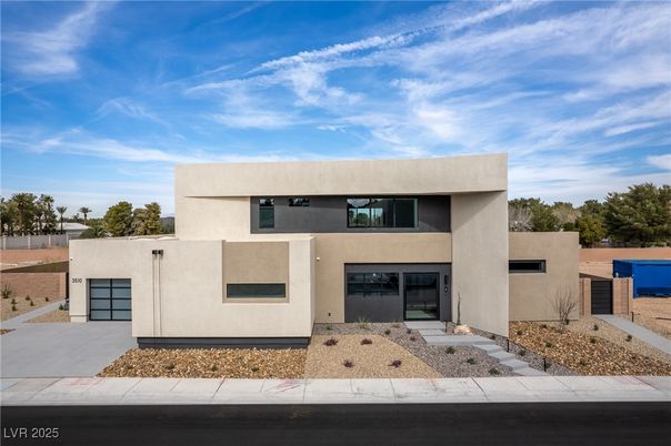 Attached, Exterior, Facade, Modern