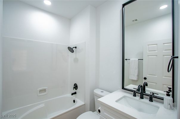 Bathroom, Interior, Recessed Lighting