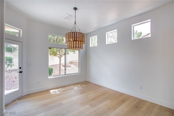 Empty room, Interior, Pendant Lights, Wood Texture Flooring