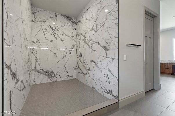 Bathroom, Interior, Marble Walls, Recessed Lighting