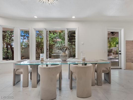 Dining room, Interior, Marble, Recessed Lighting