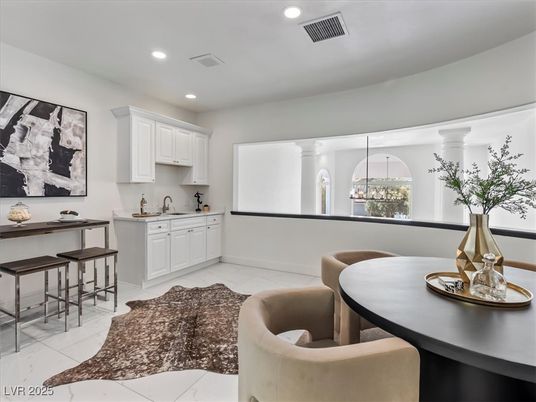 Dining room, Interior, Kitchen, Recessed Lighting