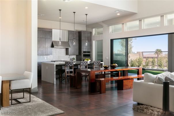Dining room, Interior, Kitchen, Pendant Lights, Recessed Lighting, Stainless Steel Appliances