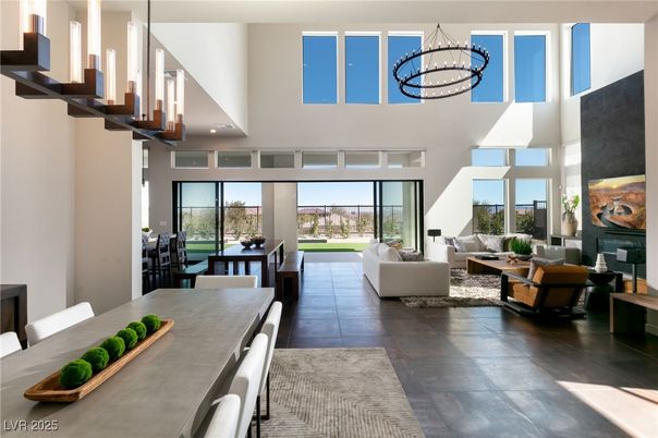 Chandelier, Dining room, Interior, Living room, Pendant Lights