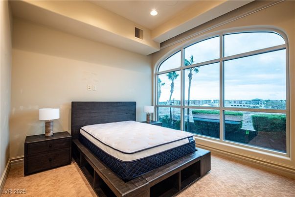 Bedroom, Interior, Recessed Lighting, Water