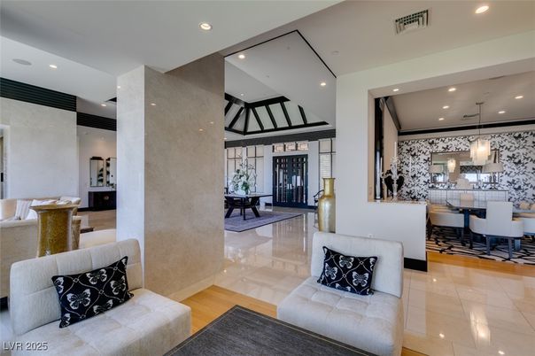 Dining room, Interior, Pendant Lights, Recessed Lighting