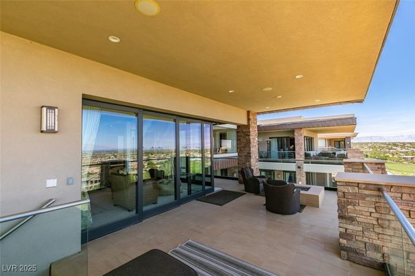 Exterior, Recessed Lighting