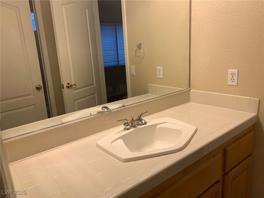 Bathroom, Interior, Tile Countertops