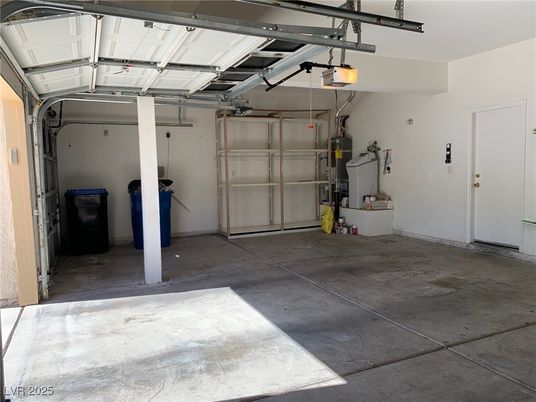 Garage, Interior