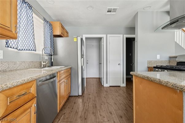 Interior, Kitchen, Recessed Lighting, Wood Texture Flooring