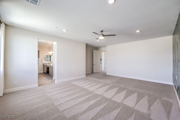 Bathroom, Empty room, Interior, Recessed Lighting