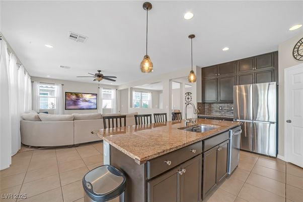 Dining room, Interior, Kitchen, Living room, Pendant Lights, Recessed Lighting, Stainless Steel Appliances