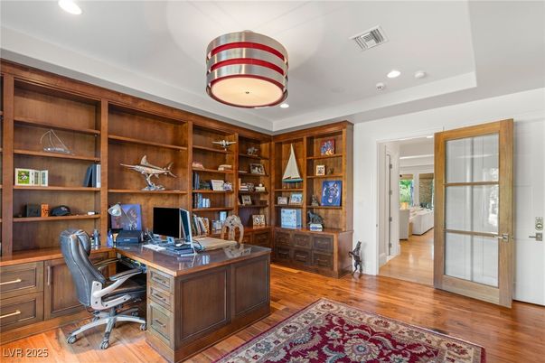 Home Office, Interior, Recessed Lighting, Wood Texture Flooring