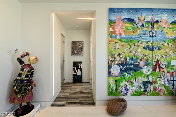 Interior, Recessed Lighting, Wood Texture Flooring