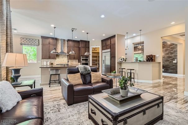 Interior, Kitchen, Living room, Pendant Lights, Recessed Lighting, Stainless Steel Appliances