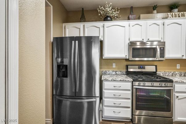 Interior, Kitchen, Stainless Steel Appliances