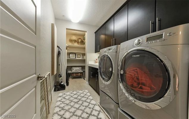 Interior, Utility Closets, Washer