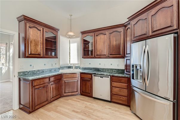 Interior, Kitchen, Pendant Lights, Wood Texture Flooring