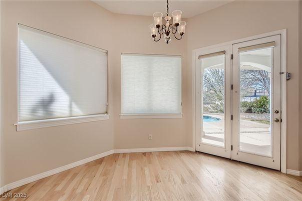Chandelier, Empty room, Interior, Wood Texture Flooring