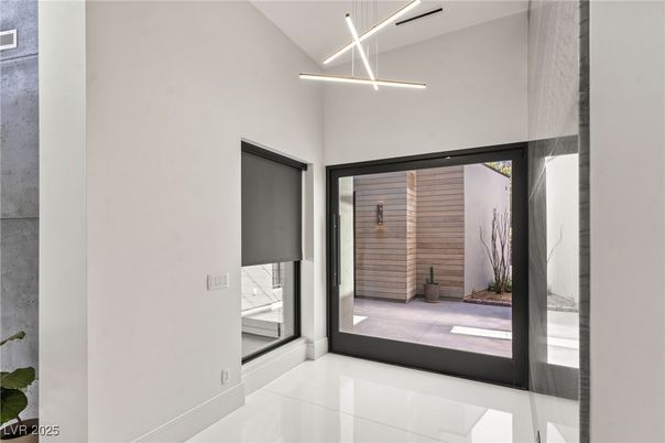 Bathroom, Interior, Pendant Lights