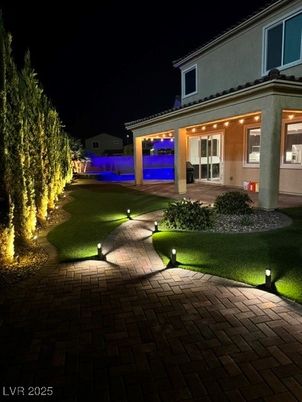 Backyard, Exterior