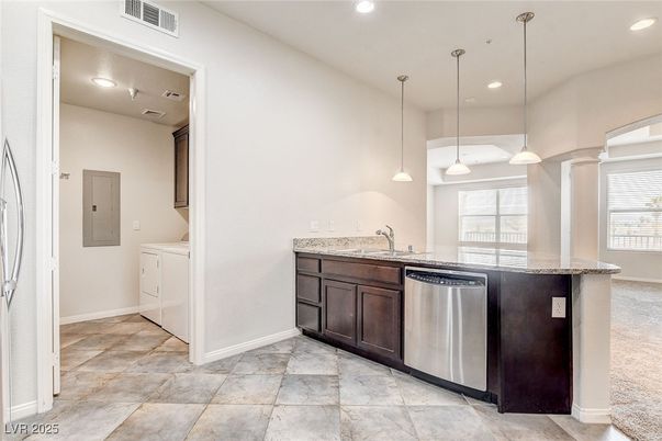 Interior, Kitchen, Pendant Lights, Recessed Lighting, Washer