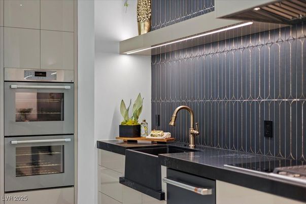 Interior, Kitchen, Stainless Steel Appliances
