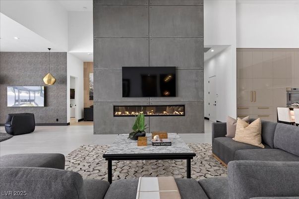 Fireplace, Interior, Living room, Pendant Lights, Recessed Lighting