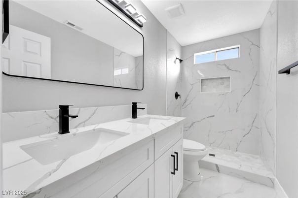 Bathroom, Interior, Marble, Marble Walls