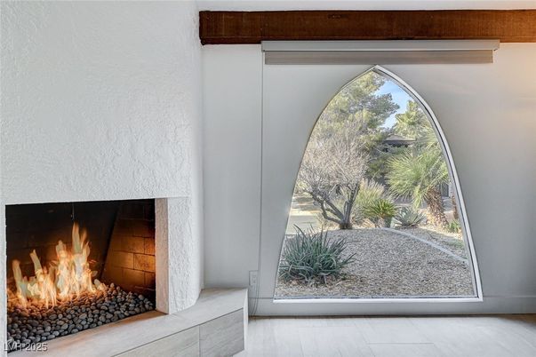 Fireplace, Interior