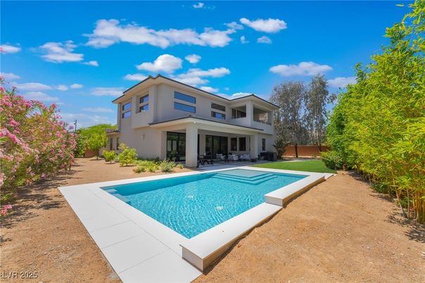 Backyard, Exterior, Pool