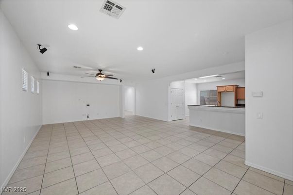 Empty room, Interior, Kitchen, Recessed Lighting