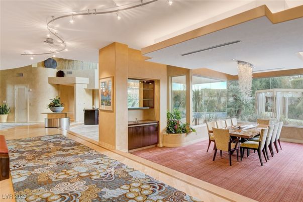 Dining room, Interior, Recessed Lighting